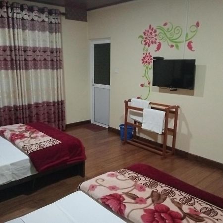 נוארה אליה Thuvaraga Inn מראה חיצוני תמונה
