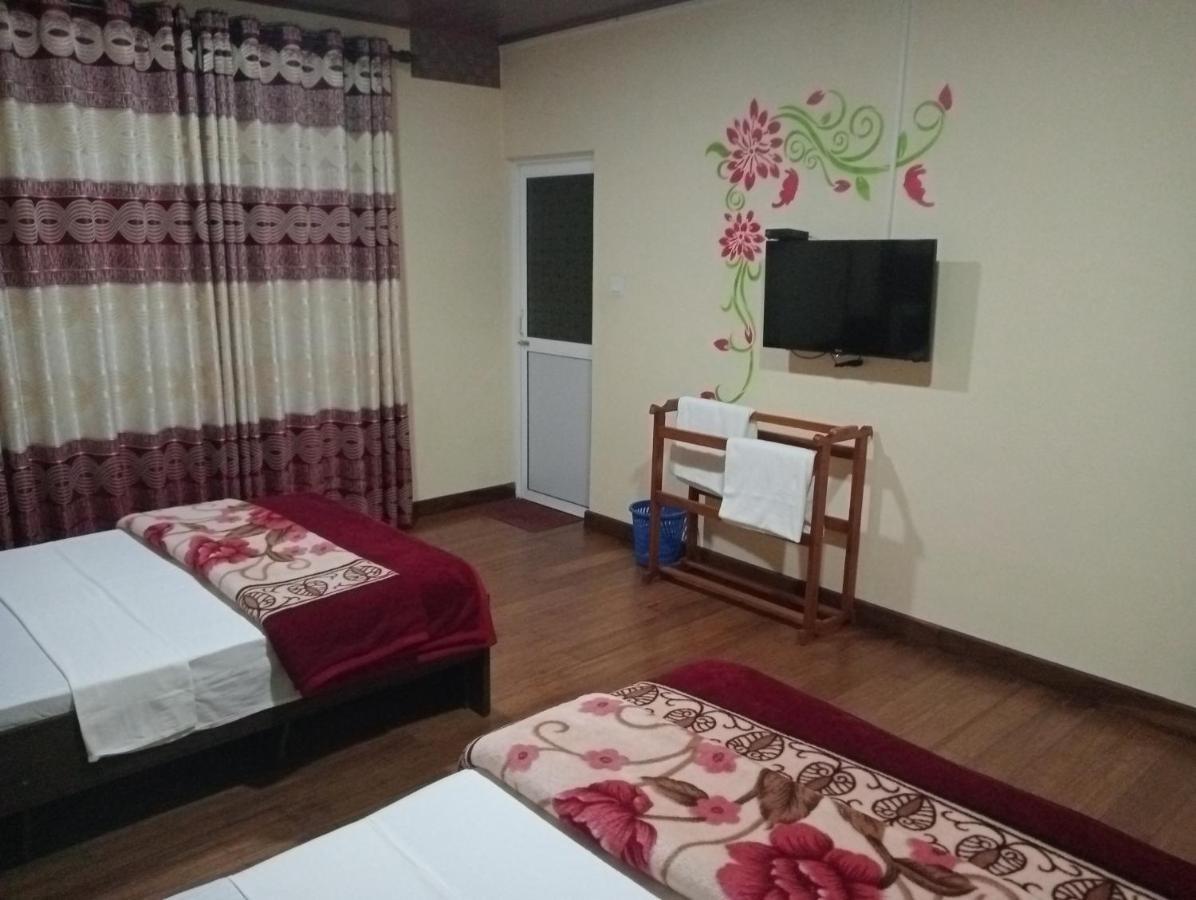 נוארה אליה Thuvaraga Inn מראה חיצוני תמונה